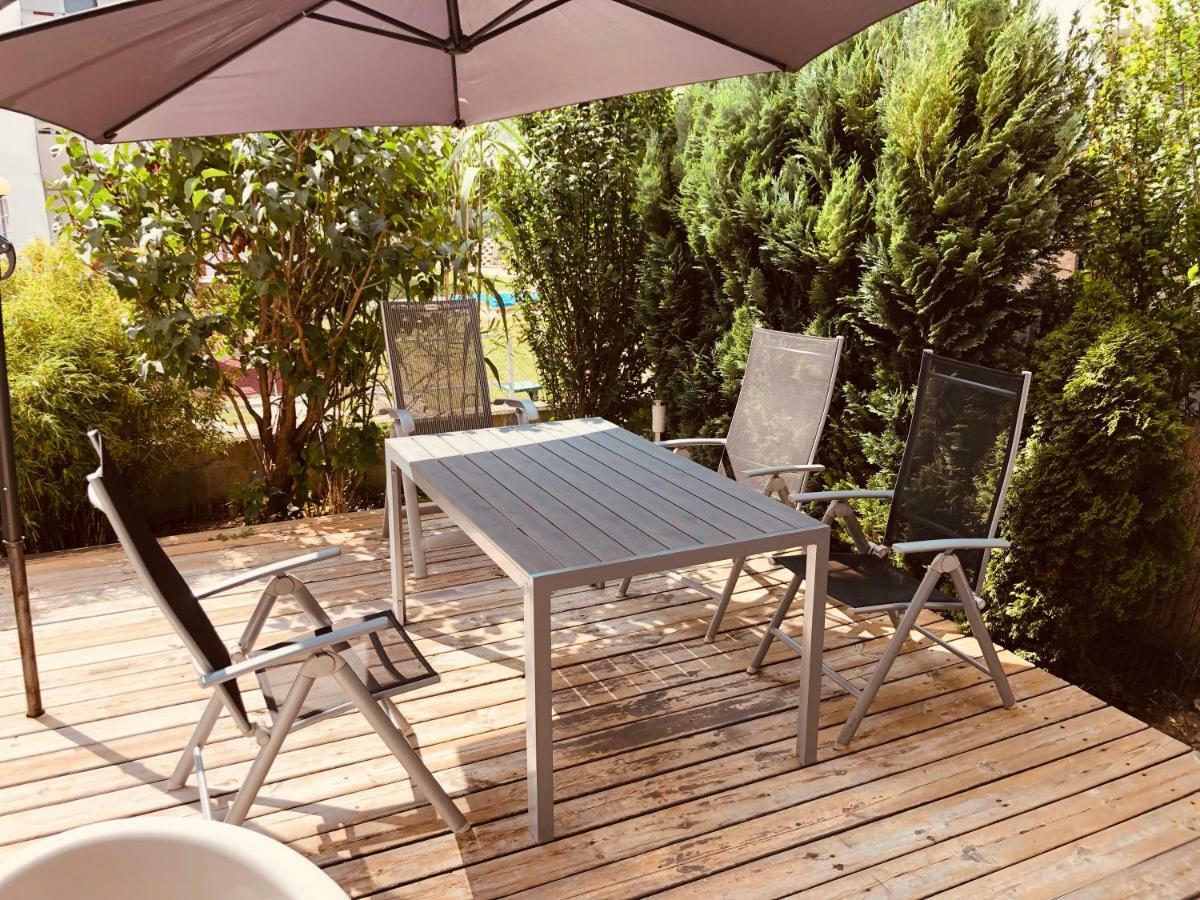 25H Garden Apartment Plus Private Beach Нойзидль-ам-Зе Экстерьер фото